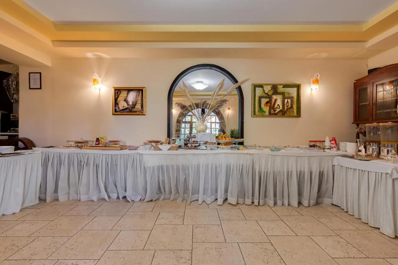 Hotel Marinko Zadar 3*,
