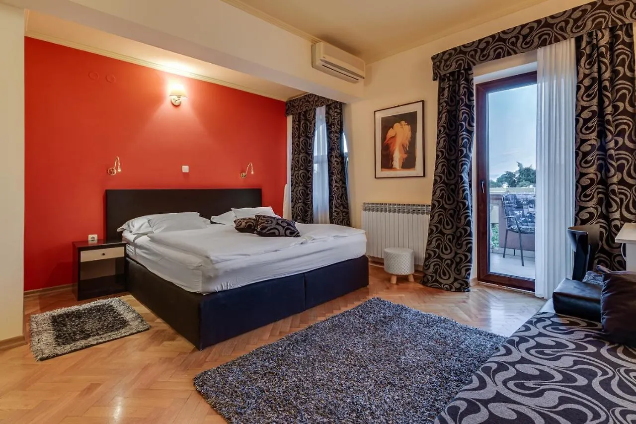 Hotel Marinko Zadar 3*,  Croatia