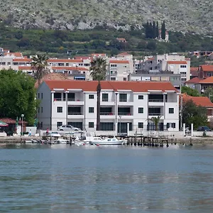 Apartman Svjetlana Trogir